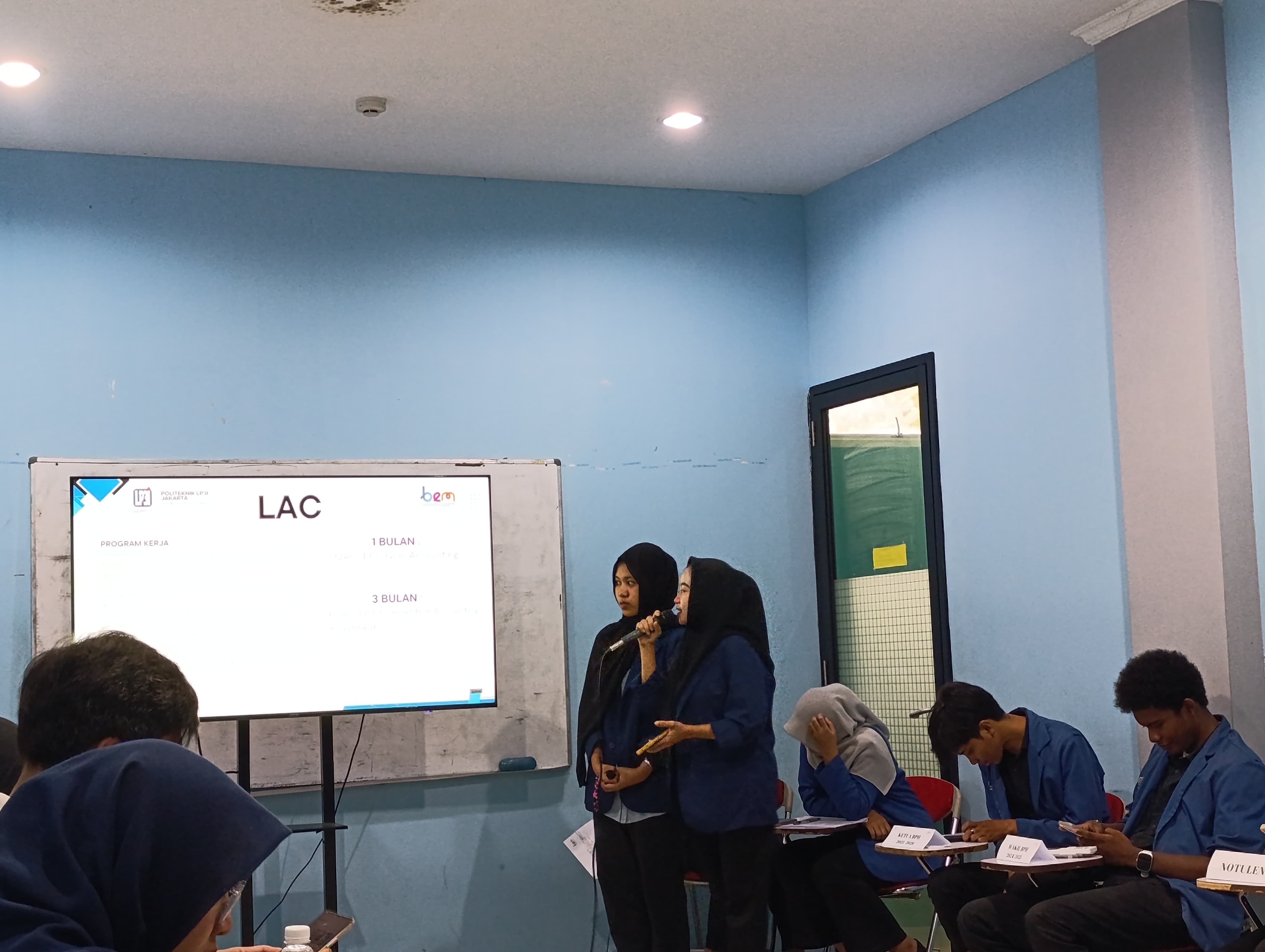 Dokumentasi RAPAT KERJA 3