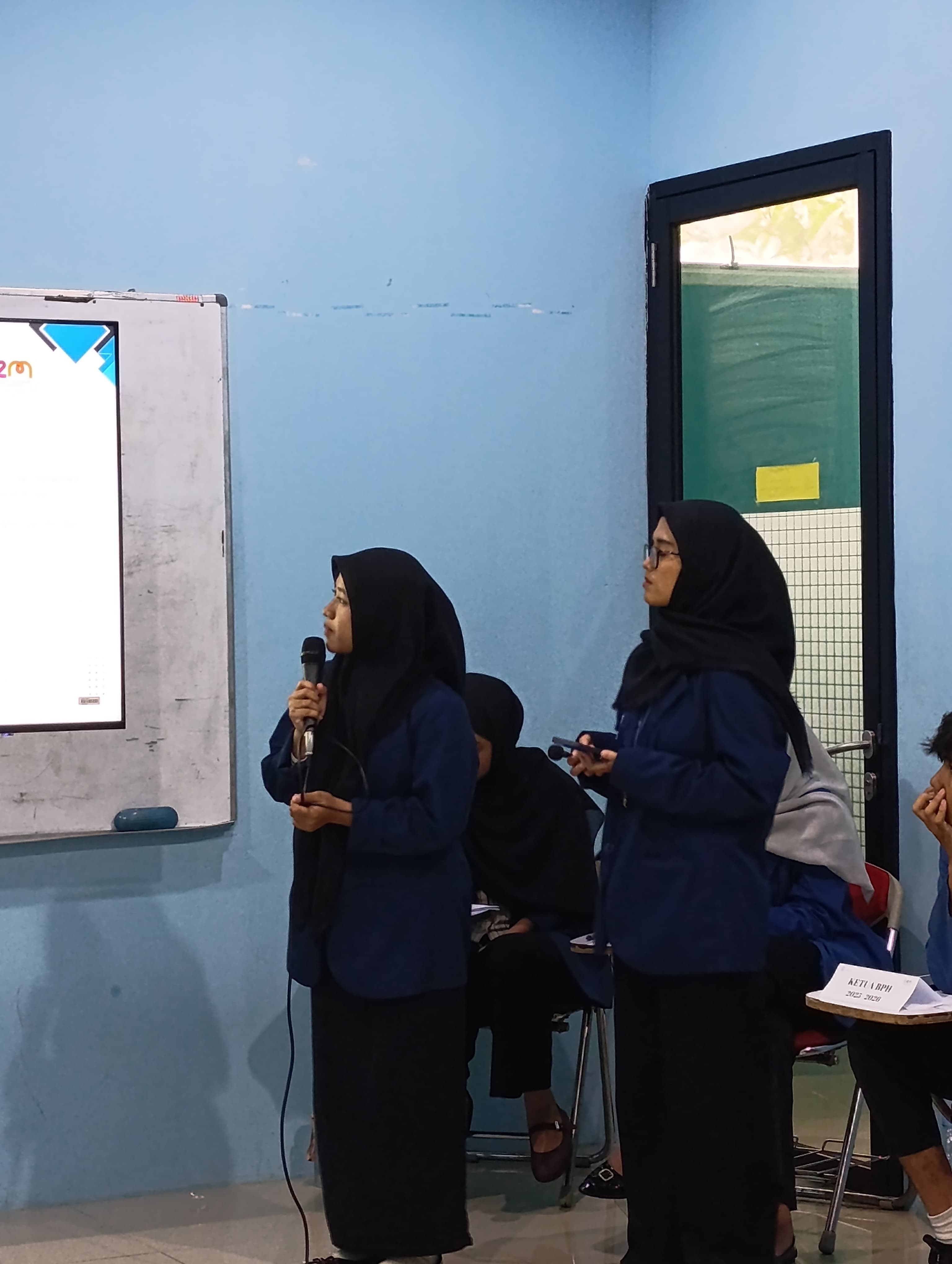 Dokumentasi RAPAT KERJA 5