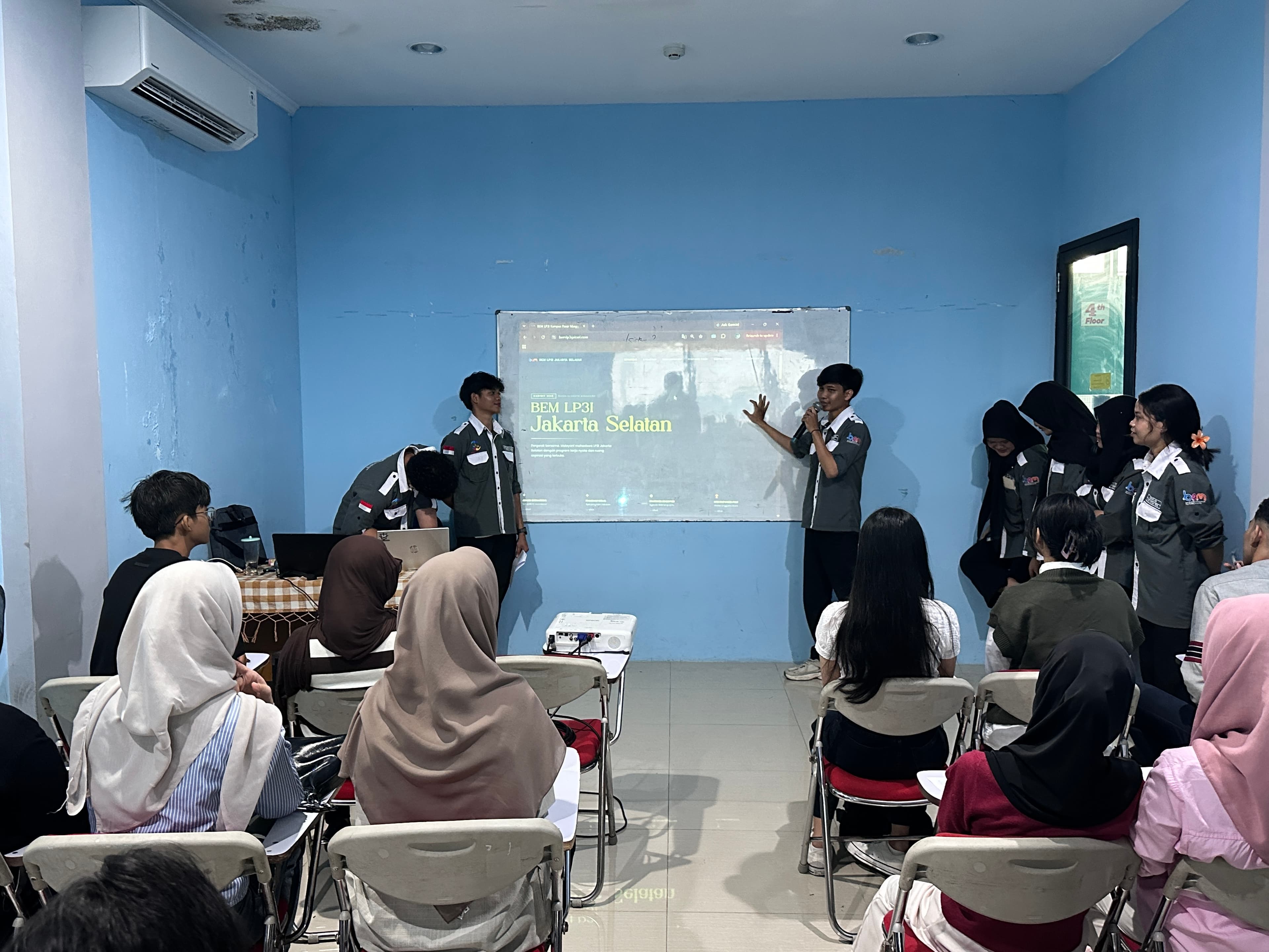 Dokumentasi Sosialisasi BEM 2